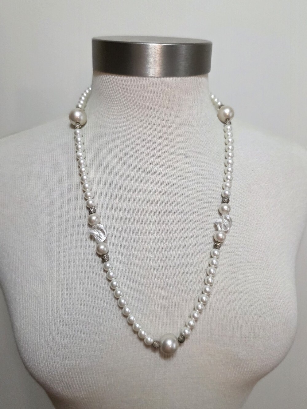 Vintage Faux Pearl Rose Beaded Necklace Hook Closure